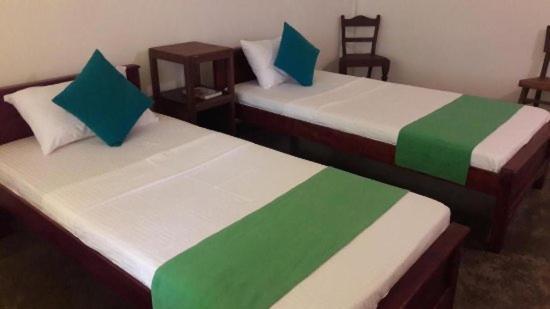 City Beds - The Regent Colombo Exterior photo