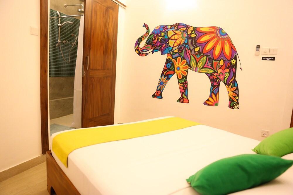 City Beds - The Regent Colombo Exterior photo