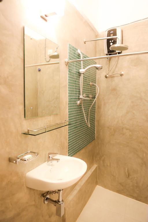 City Beds - The Regent Colombo Exterior photo